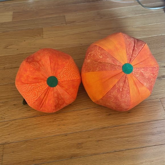 v i n t a g e :: designer boutique 
 90s homemade pumpkins - Picture 3 of 3